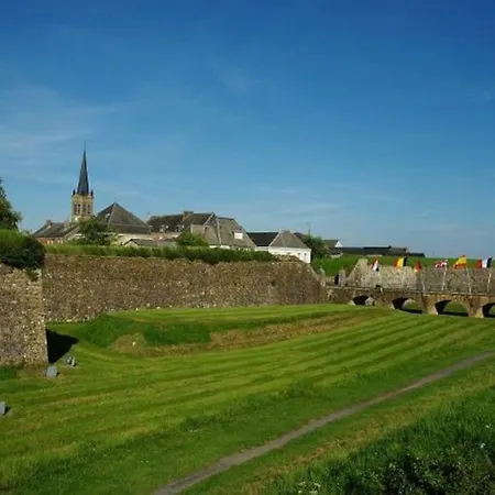 L'annexe Des Remparts Apartamento Rocroi